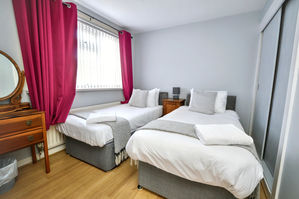 Photo 19- click for photo gallery